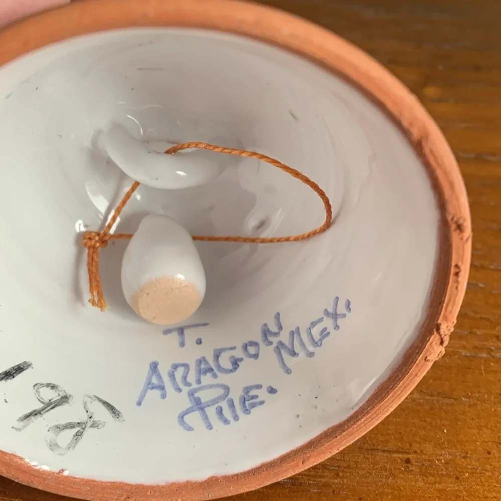 Mexican Talevera Pottery Small Bell signed T. Aragon 8/13/2011 EUC - Picture 5 of 7